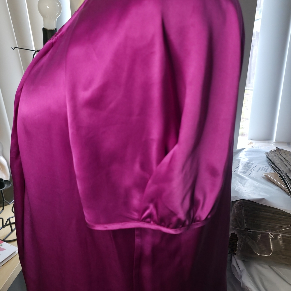 MICHAEL Michael Kors Satin Short-Sleeve Blouse in Fuchsia - Picture 5 of 7